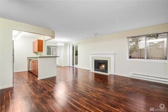 Building Photo - 15415 35th Ave W