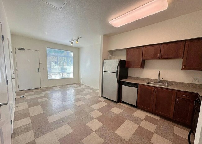 Photo - 1740 Bancroft Avenue Apartment