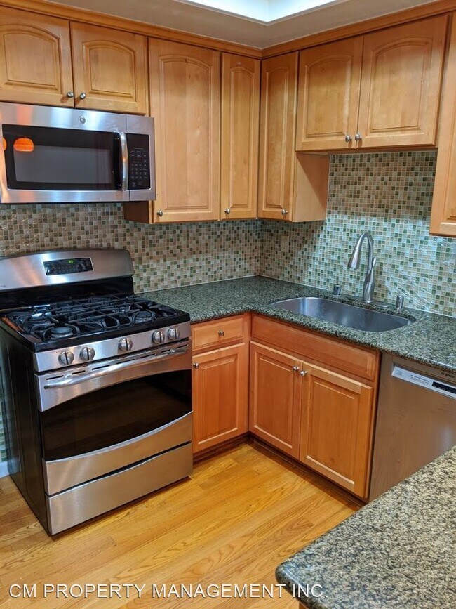 Building Photo - 3 br, 2.5 bath House - 2497 Parkside Drive