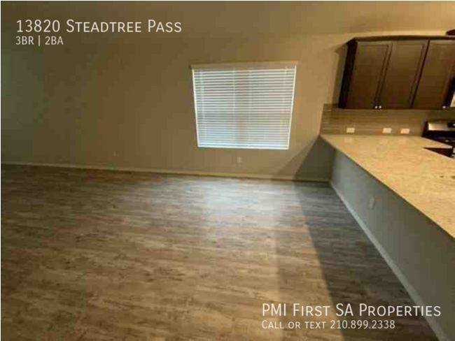 Foto del edificio - 13820 Steadtree Pass
