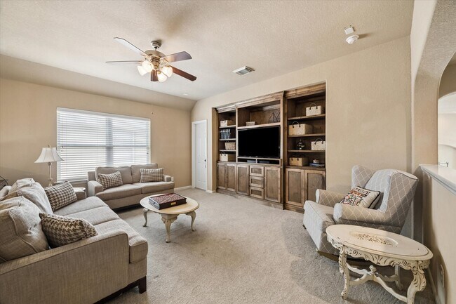 Foto del edificio - 6102 Timbermoss Ct