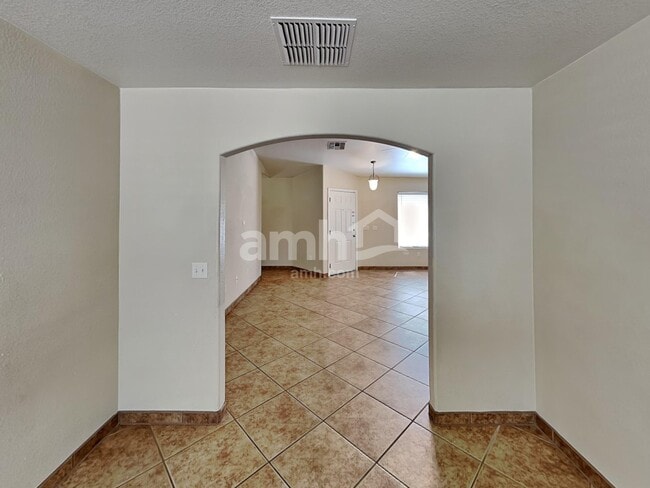 Foto del edificio - 6380 E Butte Stone Dr