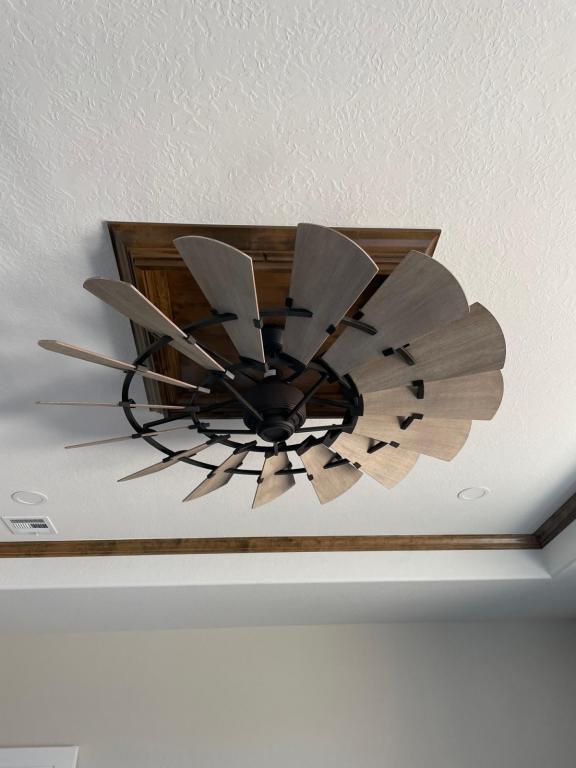 4231 Mesa Dr House for Rent in Elgin, OK