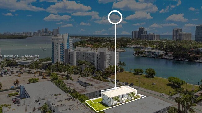 Building Photo - 10150 E Bay Harbor Dr