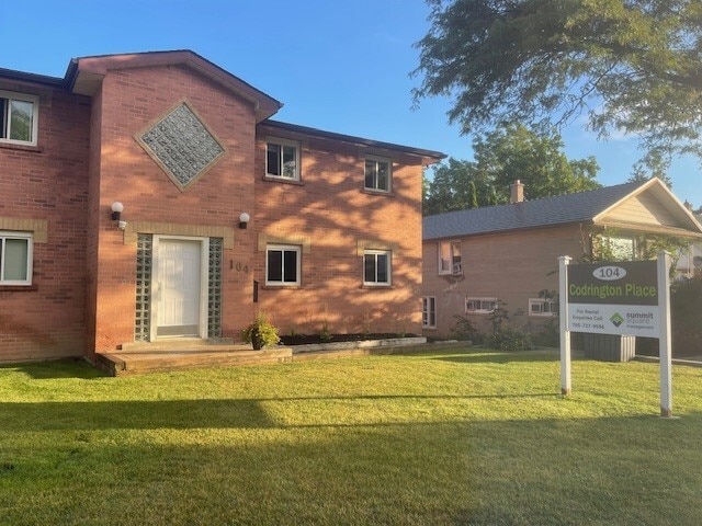 Primary Photo - 104 Codrington St