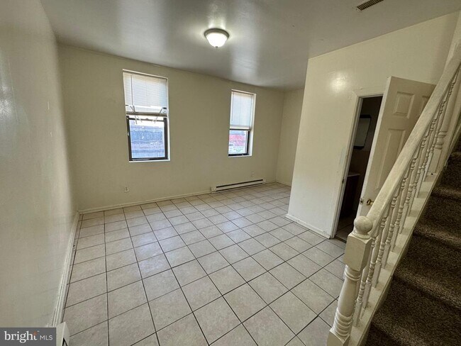 Building Photo - 2751 Germantown Ave