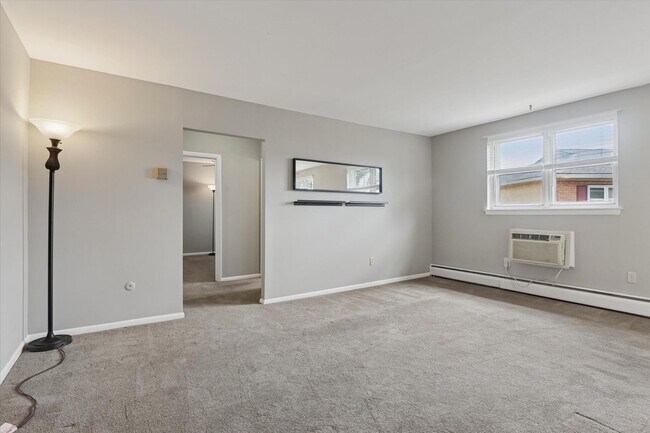 Foto del edificio - Charming 1B/1B Unit in Downingtown Commons...