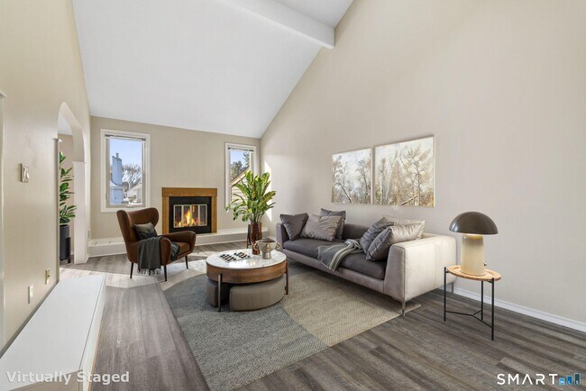 Foto del edificio - 68 Copper Beech Dr