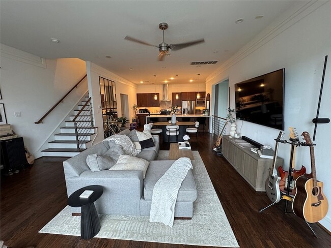 Photo - 5707 Schuler St House