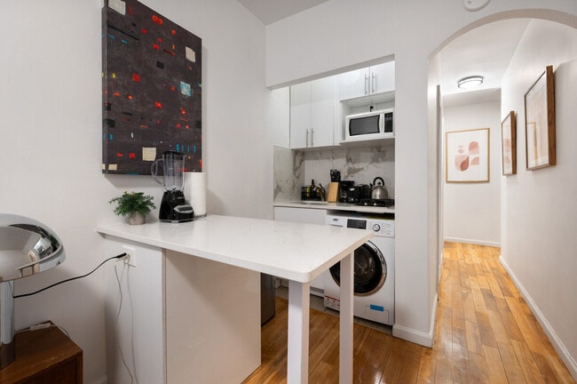 Foto del edificio - 42 Lexington Ave