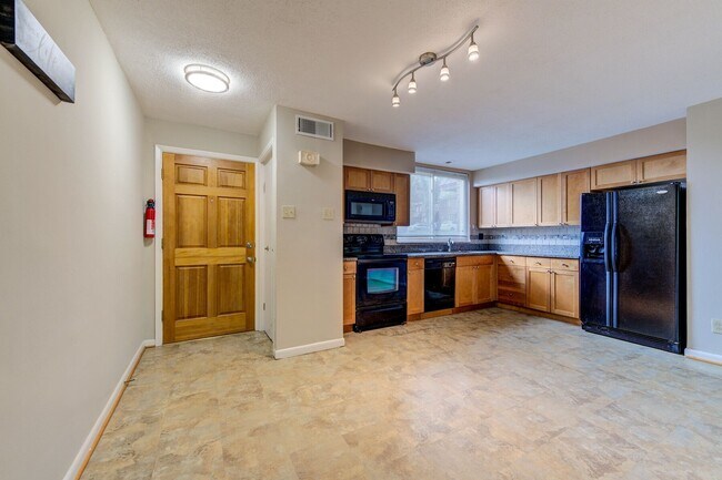 Foto del edificio - 25 Tower Hill Ct