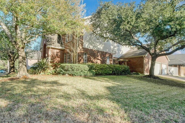 Building Photo - 20002 Barton Creek Ct