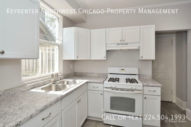 Building Photo - 314 N Tryon St