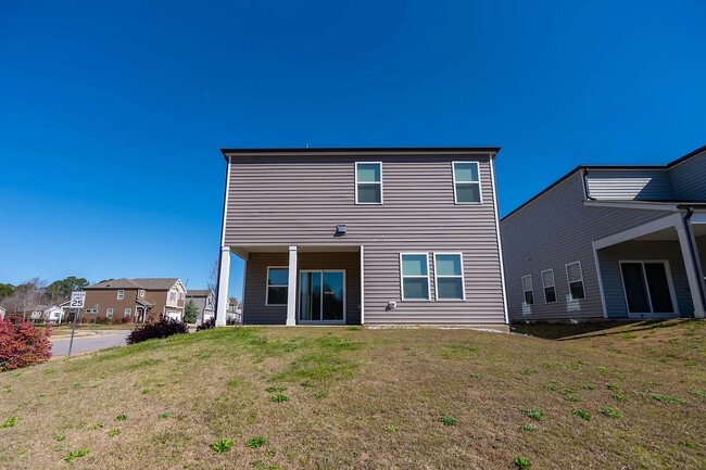 Building Photo - Room in House on Lake Barkley Way