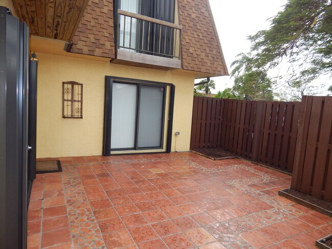 Foto del edificio - 110 N Delaware Blvd