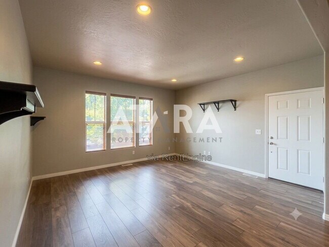 Foto del edificio - 5285 W Hampstead Ln