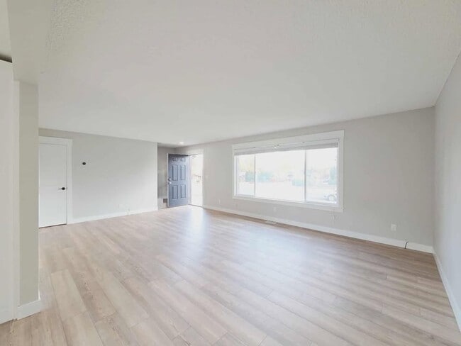 Foto del edificio - 20/22 Poplar Ave.