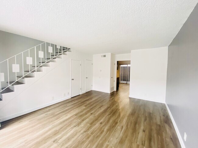 Foto del edificio - 457 W Dryden St