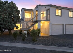 Building Photo - 6116 Antelope Villas Cir