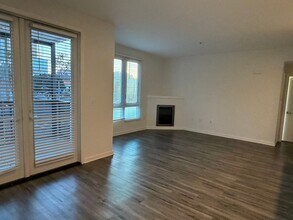 Interior Photo - Canvas LA