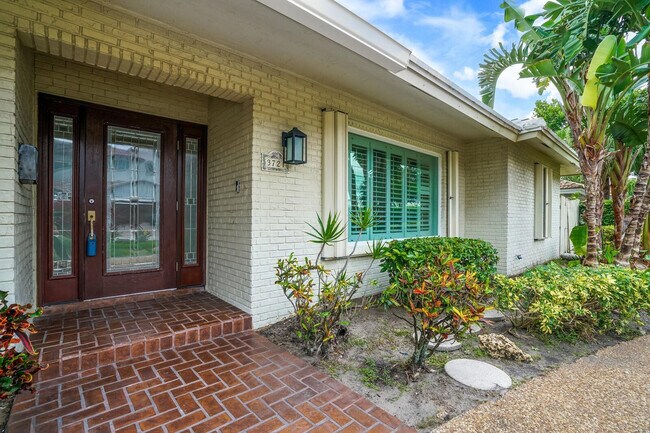 Building Photo - 3721 NE 29th Ave