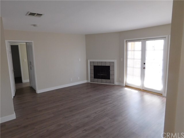 Foto del edificio - 1616 S Barrington Ave