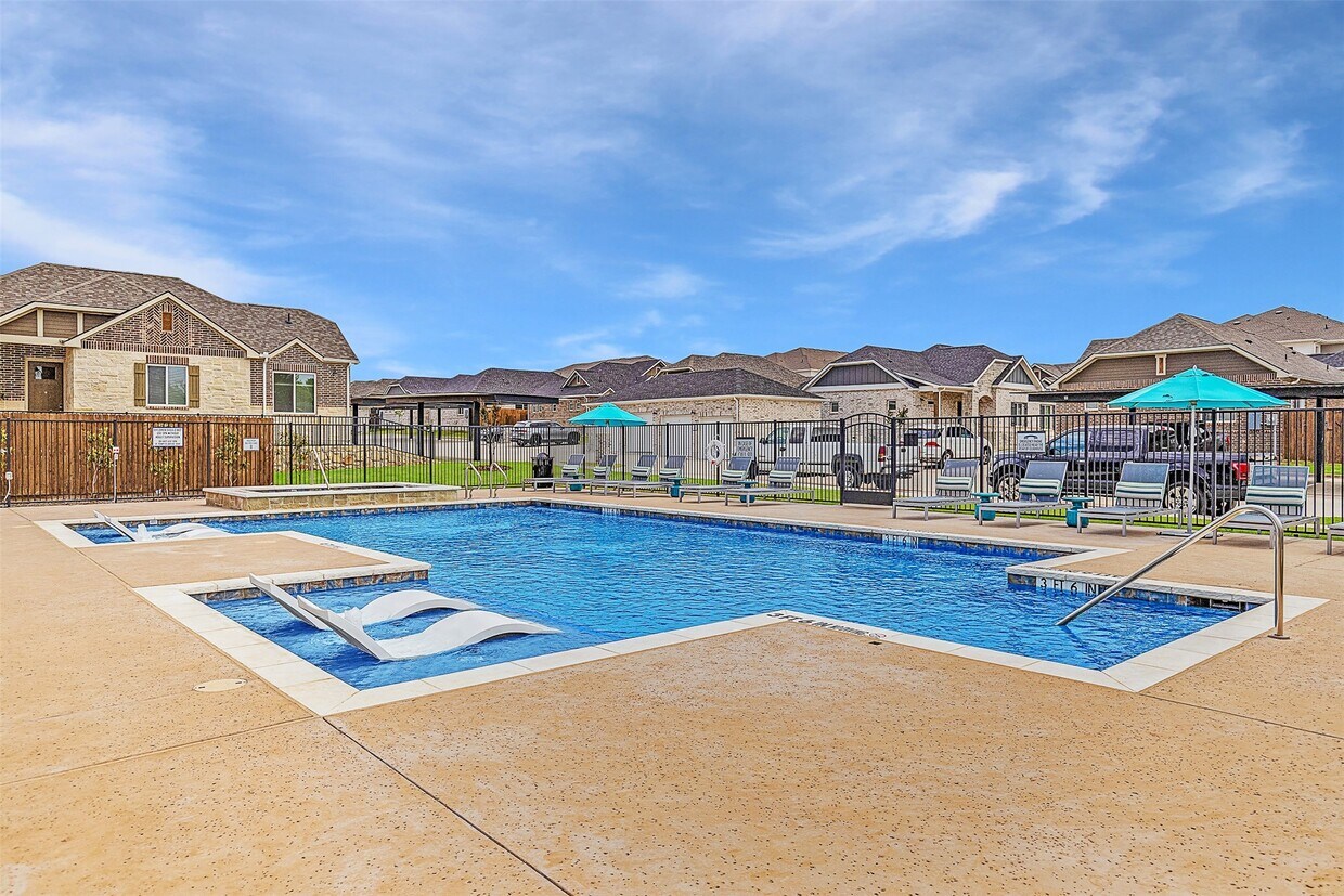 Foto del edificio - 5900 Co Rd 277