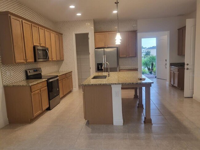 Building Photo - 14264 Alafaya Oak Bnd