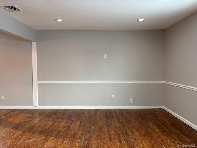 Foto del edificio - 3695 Jerusalem Ave