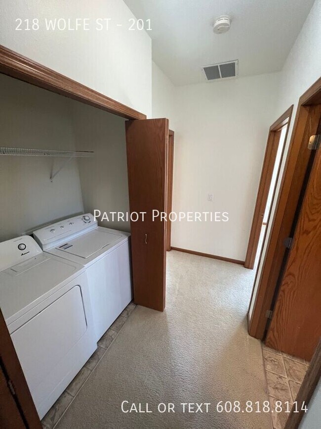218 Wolfe St Unit 201, Oregon, WI 53575 Room for Rent in Oregon, WI