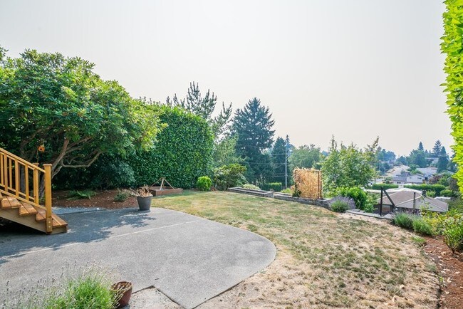 Building Photo - 3052 46th Ave SW
