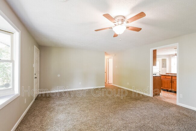 Foto del edificio - 1739 Shawnee Rd
