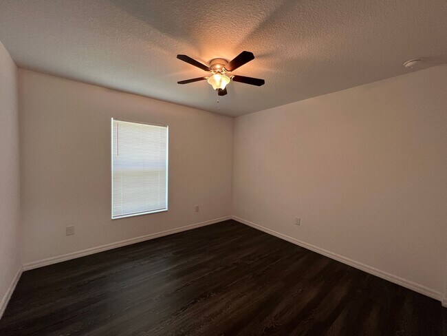 Foto del edificio - Fabulous 3 Bedroom, 2 Bathroom Home in Ock...