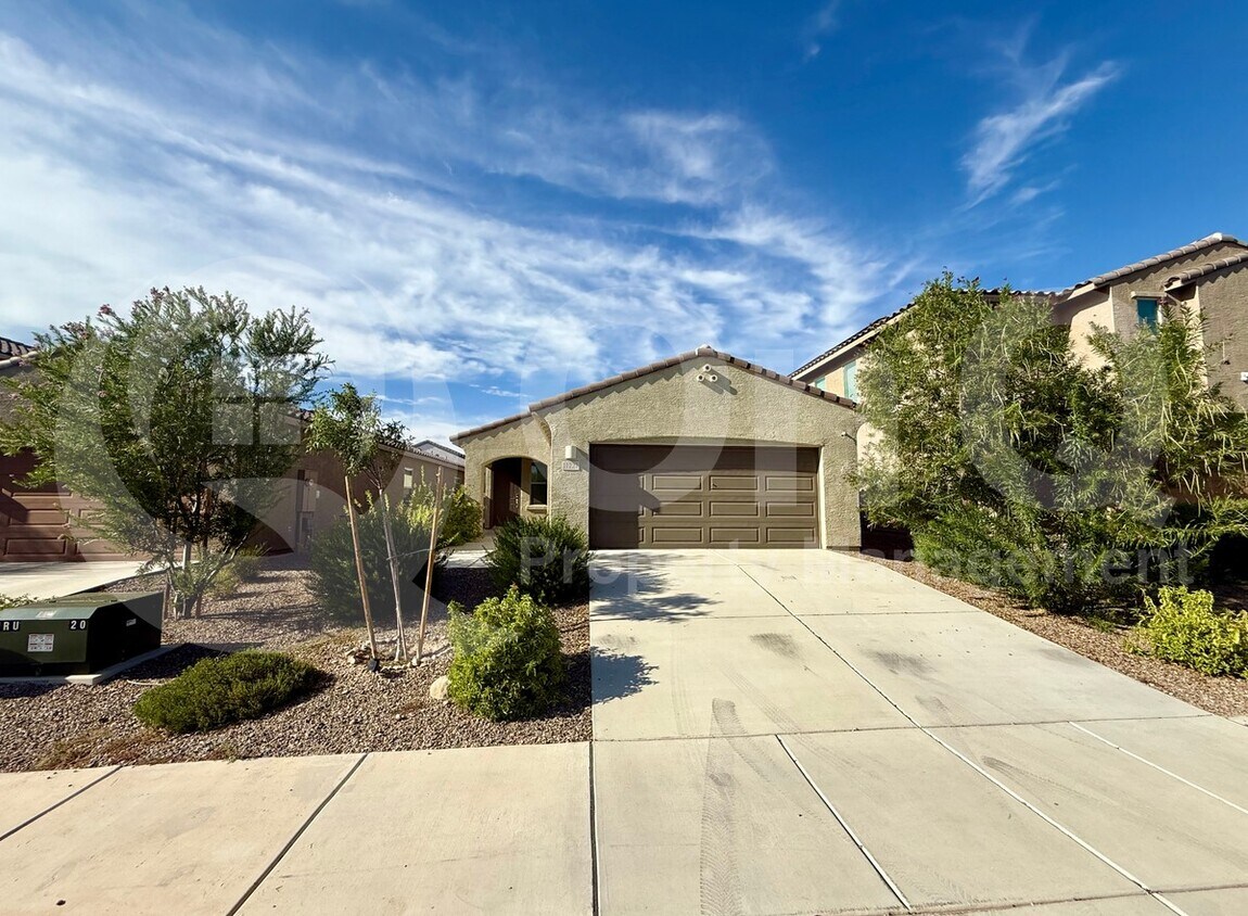 Foto principal - 11227 S Weismann Dr