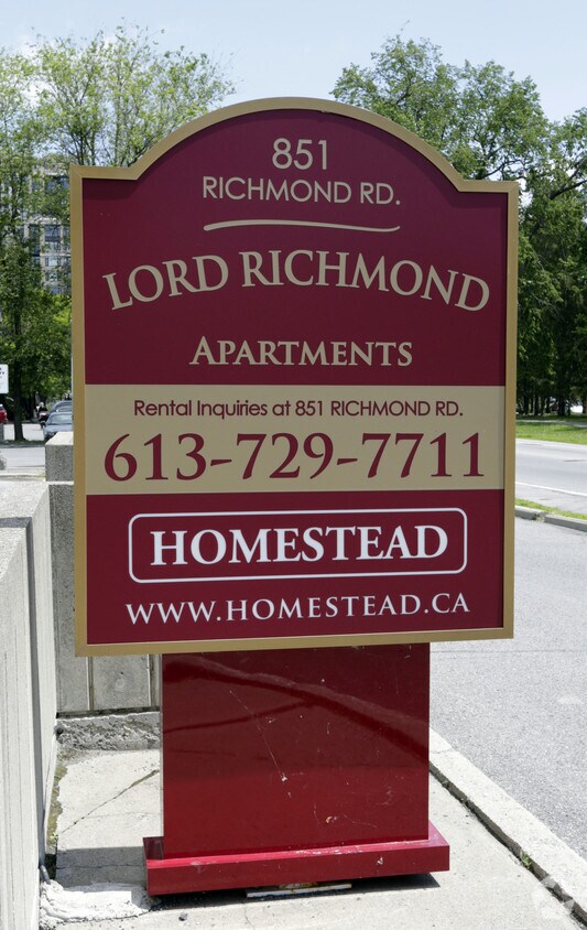 Lord Richmond Apartments 851 Richmond Rd Ottawa, ON