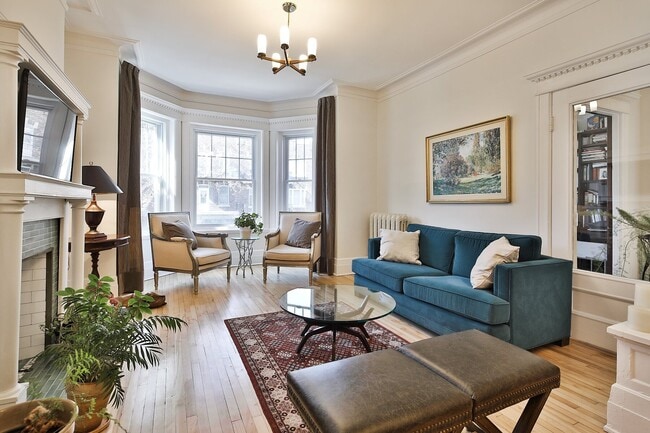 Photo du bâtiment - 865 Av. Davaar