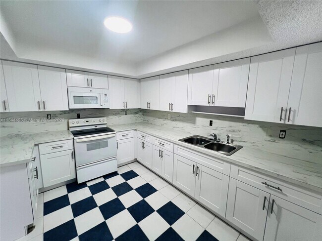 Foto del edificio - 1628 SW 9th St