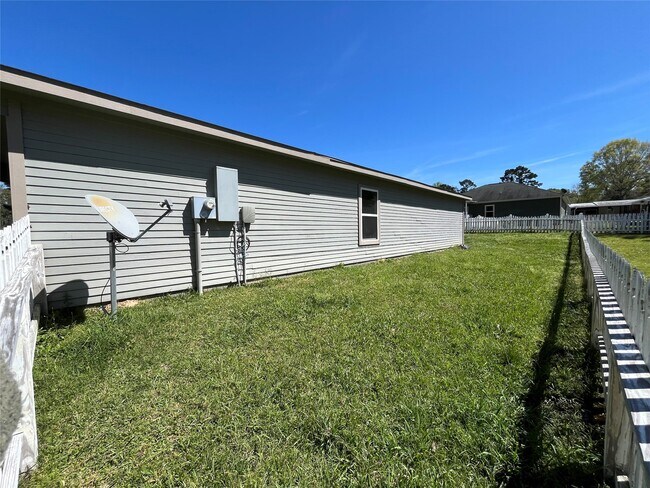 Foto del edificio - 339 Red Clover