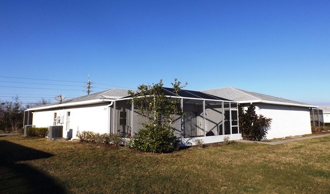 Foto del edificio - 2961 Walnut Ct