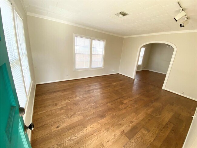 Foto del edificio - 1103 Austin St