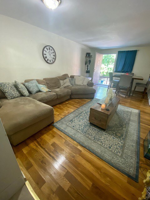 Foto principal - 37 Odell Ave