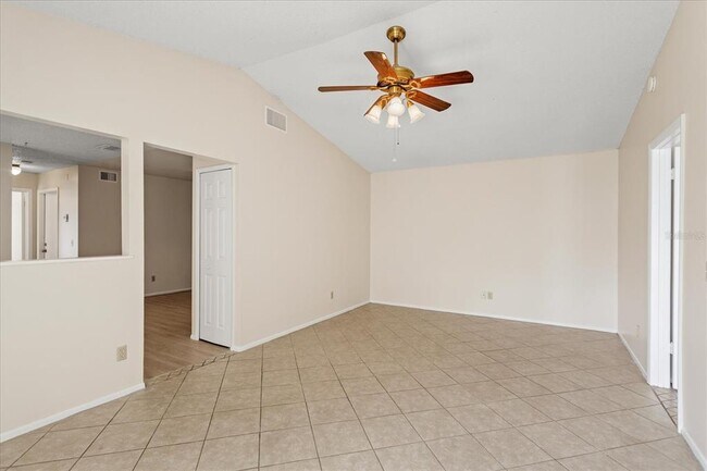 Foto del edificio - 2481 Fielding Ct