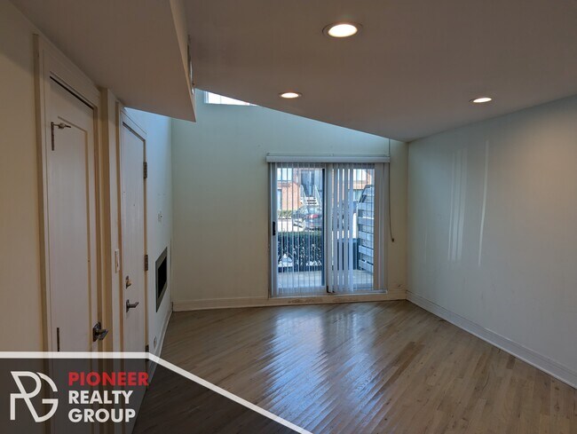 Foto del edificio - 1014 W Grace St