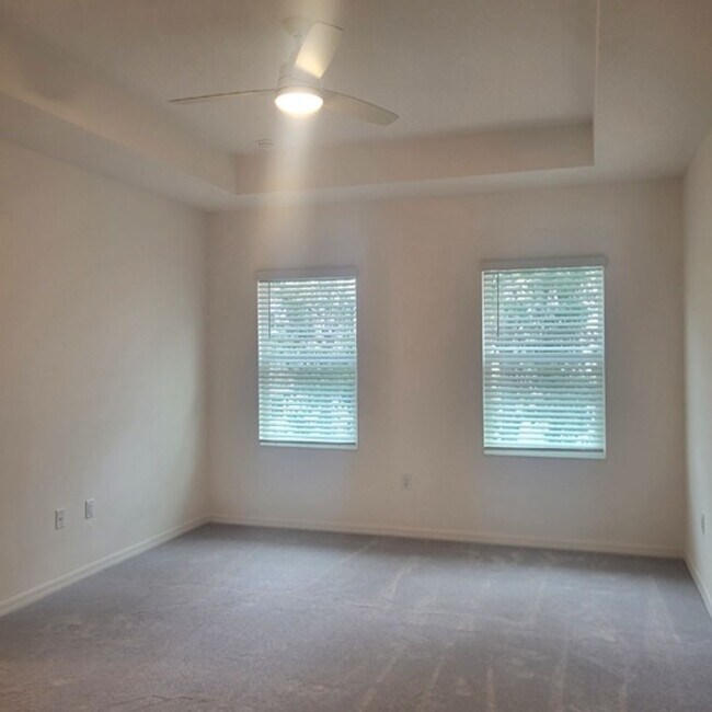 Building Photo - NEWER CONSTRUCTION 3 BDS/ 2.5 Bths Townhom...