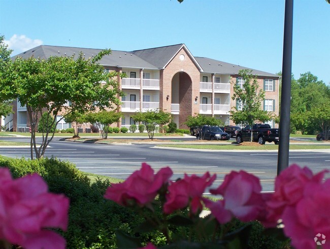 Building Photo - Charles Pointe Apartments