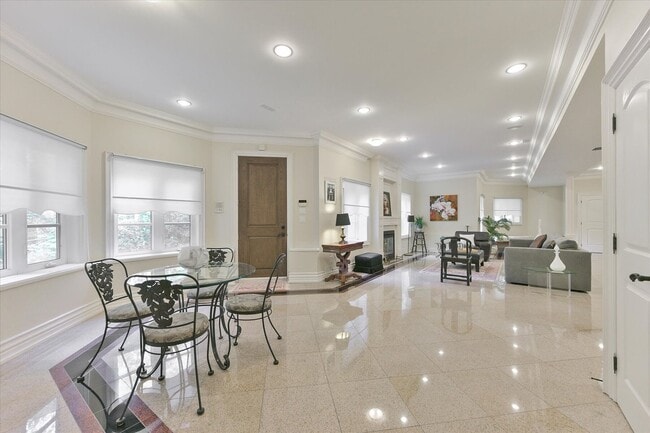 Building Photo - 50 Old Yonge St