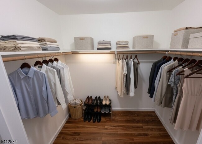 Foto del edificio - 421 Irvine Turner Blvd