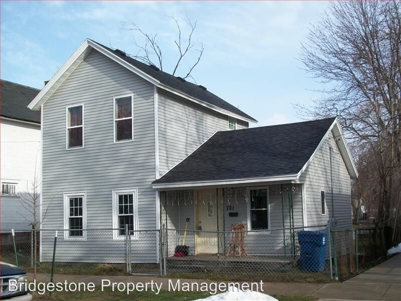 Primary Photo - 721 6th St NW