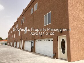 Building Photo - 3896 N Butler Ave