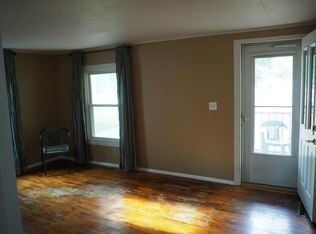 Building Photo - 1536 E Cherokee St